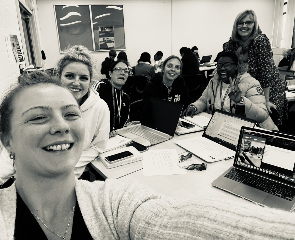 jodieduerden's tweet photo. Group COJJE 🤣🤣 just love Fi she’s such an amazing woman and tutor!! Very lucky to learn from this woman ❤️❤️ @UoB_Nursing @FiCroucher https://t.co/4eELY0srFE