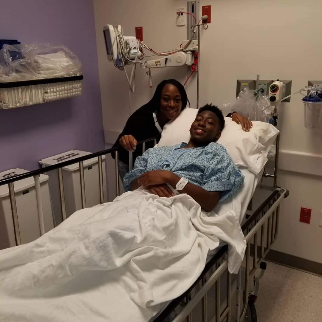 MoNelson16's tweet photo. If you know my son Eric journey, you know this is BIG. ACL surgery 2 yrs ago, broken Clavicle a yr ago. He's STILL standing 🖤🤍💚🏈💨💯🙏👏🤘
#My Eazy E
#Mayde Creek High School
#District Champs
#Undefeated 
@EricNel78745072 https://t.co/vgIZ2QfJVZ