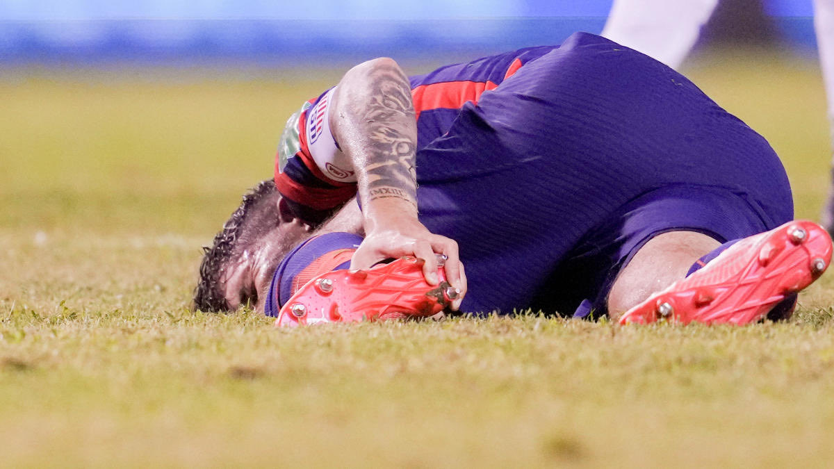 Christian Pulisic has been called up to the USA squad as per <a href="/RGonzalezCBS/">Roger Gonzalez</a> 

Another injury waiting to happen?