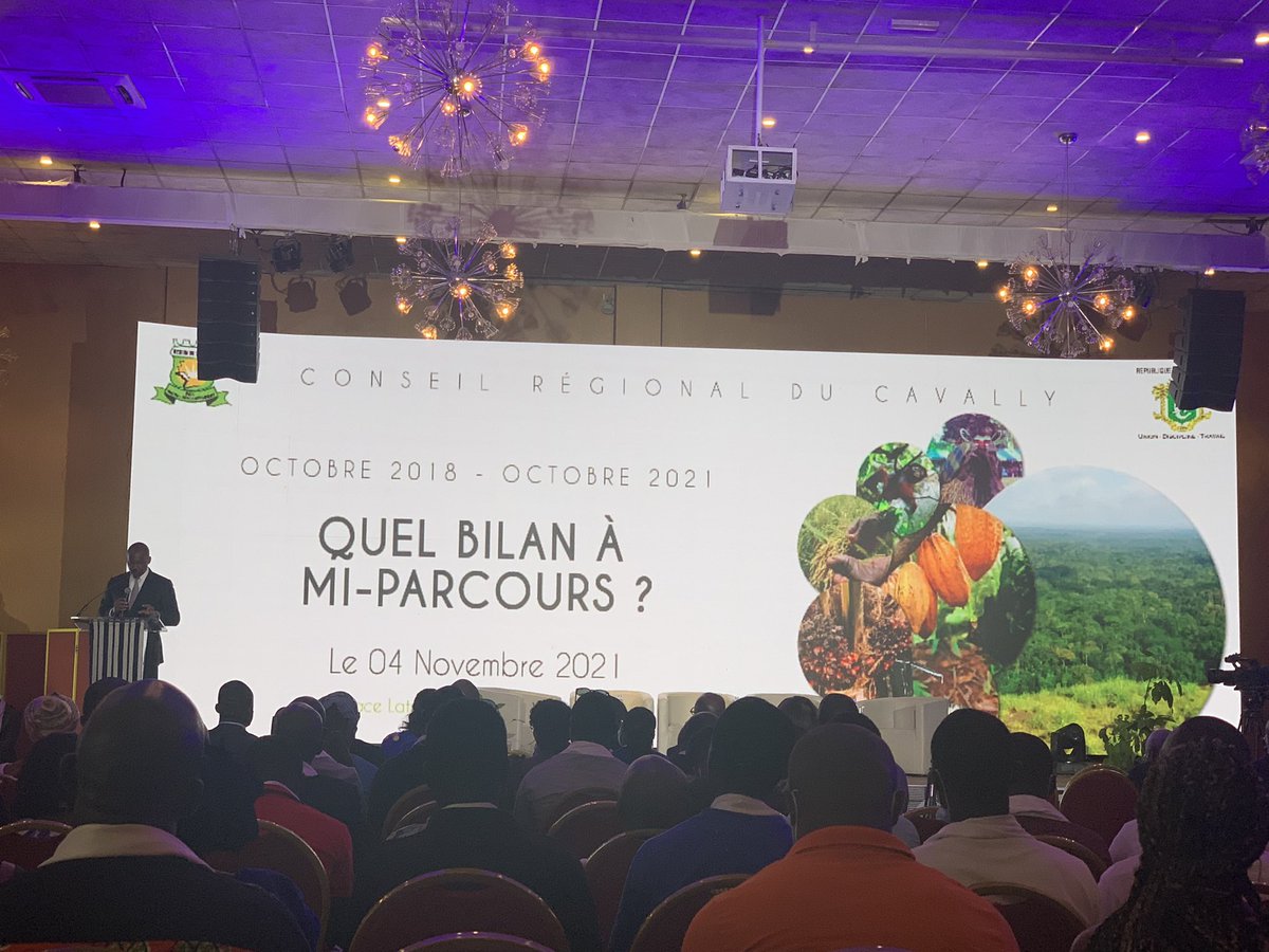 Yefien_Coul's tweet photo. Le 2e panel de ce soir présenté par le Ministre @Mtoure_officiel fera un résumé du bilan des activités de la “Promotion du Civisme et de l’Insertion de la Jeunesse”; et des perspectives pour cette année.
#CIV #CIV225 #CI225 @OulotoD @LCavally https://t.co/61soRjWEJf