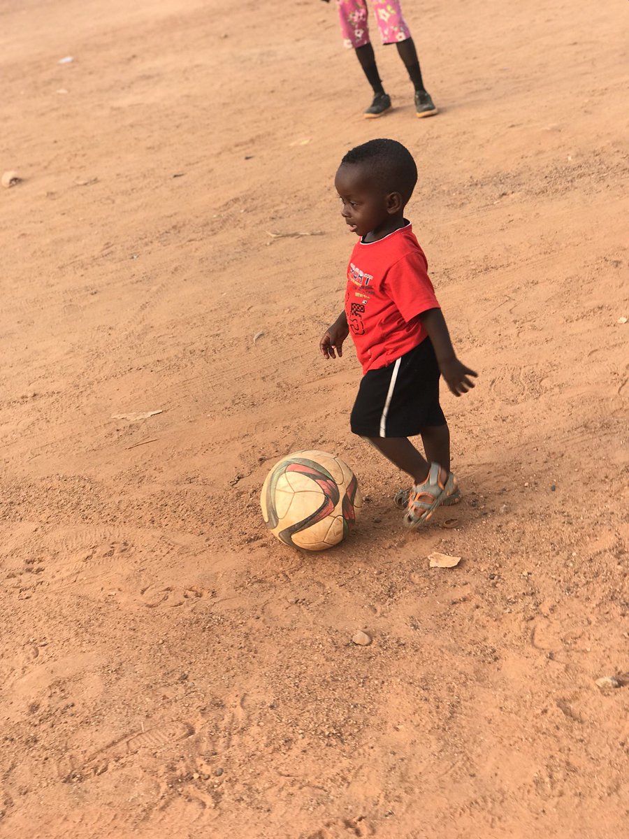 edward_opoku's tweet photo. Whatever it takes….but keep on counting me out! 🤫#ThekidFromDirtStreetGhana #BeHappy https://t.co/pOVAhqSVnk