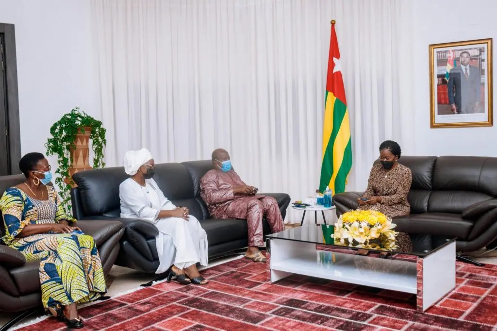 L'après Sommet Mondial des Filles : Mme le Premier Ministre de la République du #Togo en faveur de l’implémentation des recommandations formulées par les filles !👏

C'est au cours d'une audience accordée à des responsables de Plan International, que Mme le 1er Ministre..1/3
#IDG