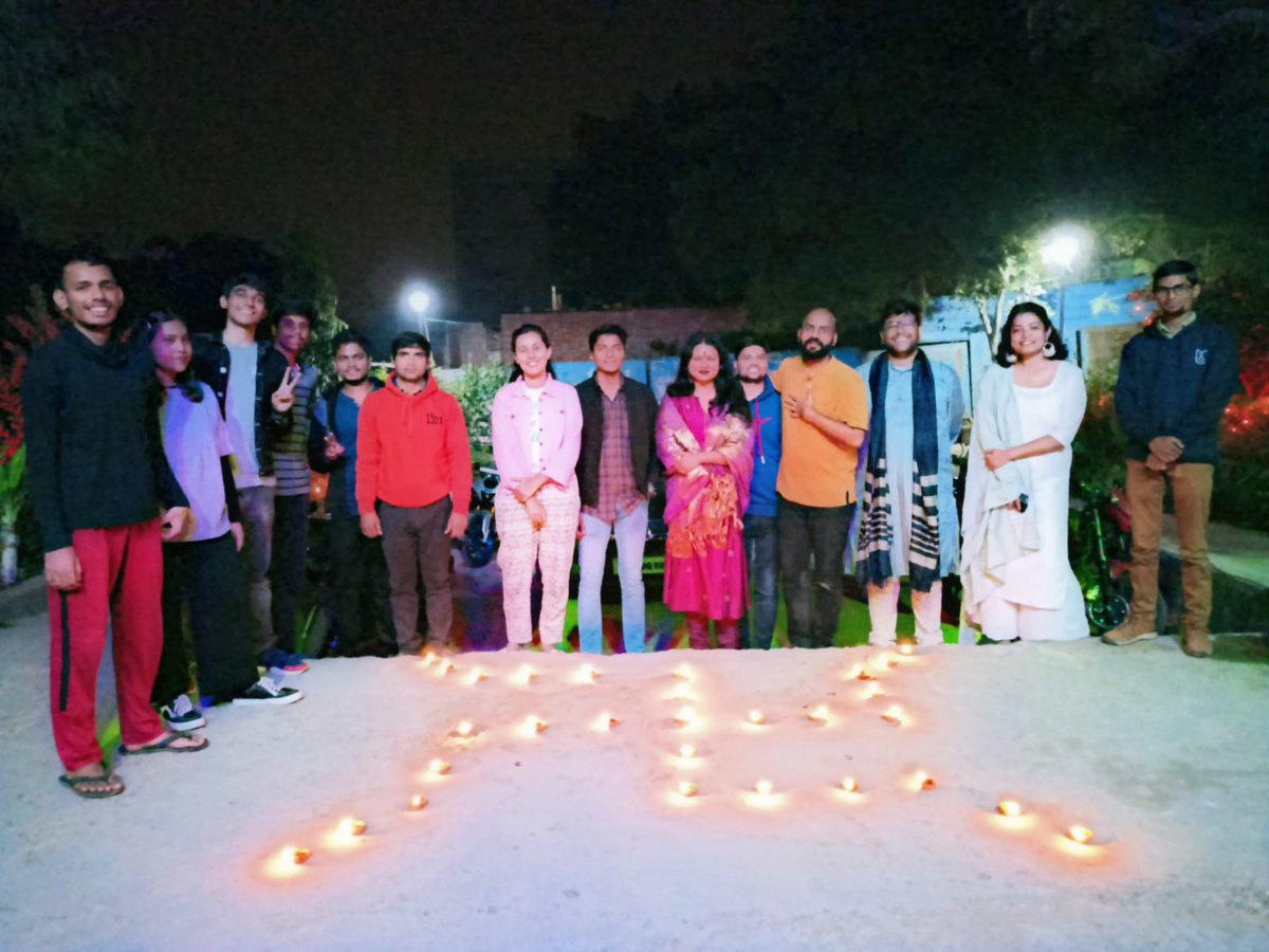 JNUNWC's tweet photo. From the Nature Club family a Cracker free Green Diwali to one and all🪔🥳
दीप जगमगाते रहें,
सबके घर झिलमिलाते रहें,
साथ हों सब अपने,
सब यूं ही मुस्कुराते रहें।
शुभ दिवाली 2021
#Diwali2021 #दीपावली_की_हार्दिक_शुभकामनाएं #शुभ_दीपावली #JNU_ki_diwali #JNU #JNUNWC #GreenDiwali https://t.co/zGYSvknltv