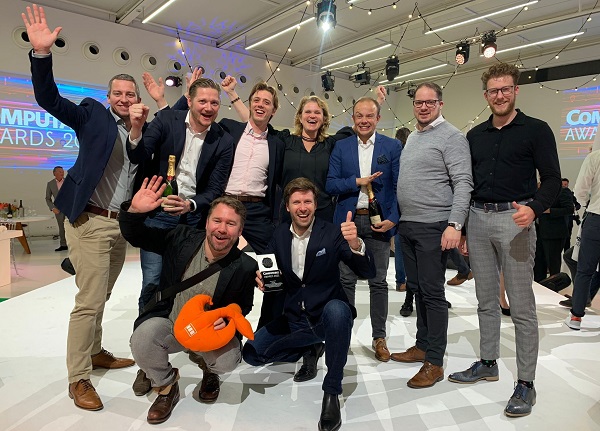 HU_Utrecht's tweet photo. De ‘vertelknuffel’ #SAMbuddy, ontwikkeld door onder meer de #HU en @VUAmsterdam, heeft de #ComputableAward 2021 gewonnen in de categorie onderwijsproject. SAMbudy is een 'vertel-knuffel-robot', voor kinderen die hun hart willen luchten. https://t.co/IxgZFHPsue https://t.co/kJTPB254fO
