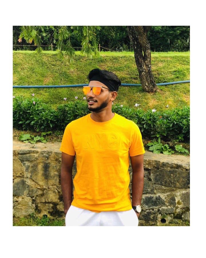 UmarShazan's tweet photo. Get out there and live a little. . . .  

#tbt🔙📸❤ #newpost📸 #twitter #goodvibes #nuwereliya #tripping #friends #sunnyday #somethingdifferent #yellove💛 https://t.co/Kur3smOcM7