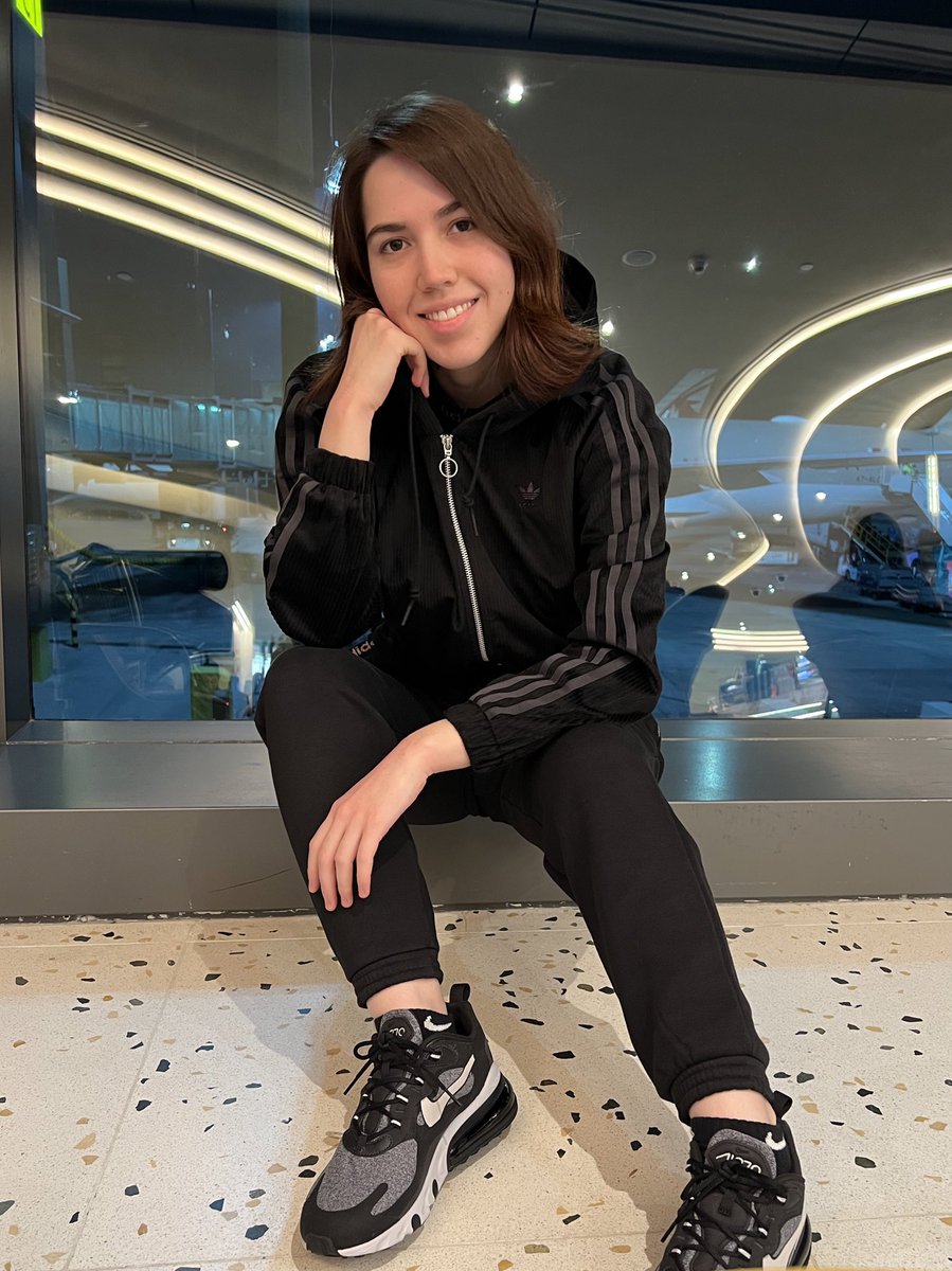 sophiafredskild's tweet photo. Kuala Lumpur ✈️ Copenhagen https://t.co/BKc6RHq3f6