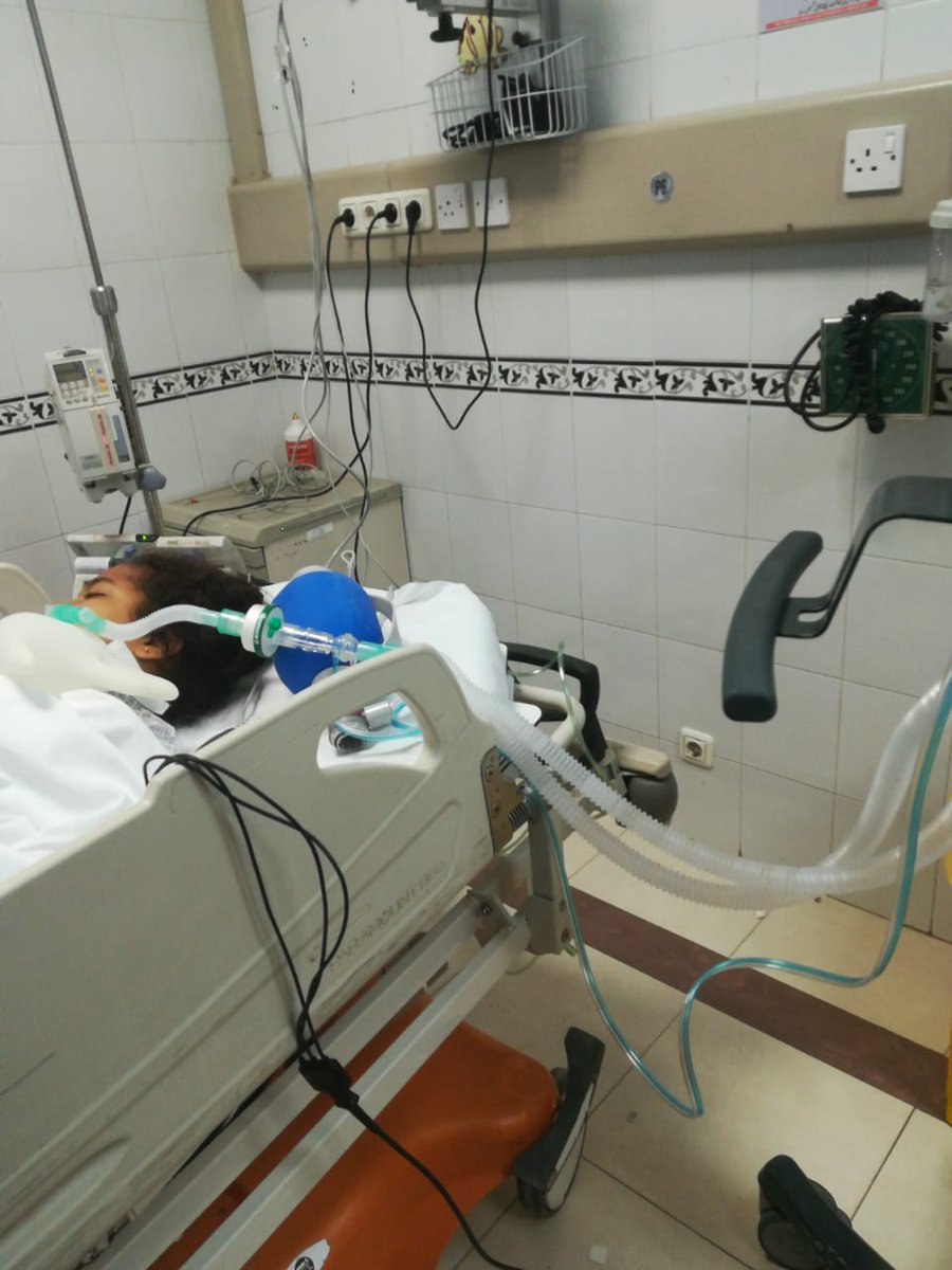 JunieeShaw's tweet photo. #HelpAlert
If someone wants to financially support pls do
Contact # Naveed chiragh 03046752979
3150301000000700
Faysal bank
Total Expenses : 9000000
Needed : 3500000
@MaddyWithKhan
@BDonorsPakistan
@IamSeemeGRaja @NaikRooh @BajiPlease @hansbadvi https://t.co/Gu0WS0dVUJ