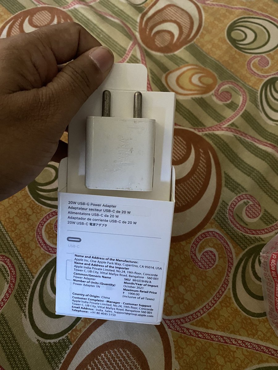 fayyaz220's tweet photo. @amazonIN ordered a apple charger. Got something fake and used.
Support is denying refund/replacement. Anything can be done ? https://t.co/ptcDO6sq36