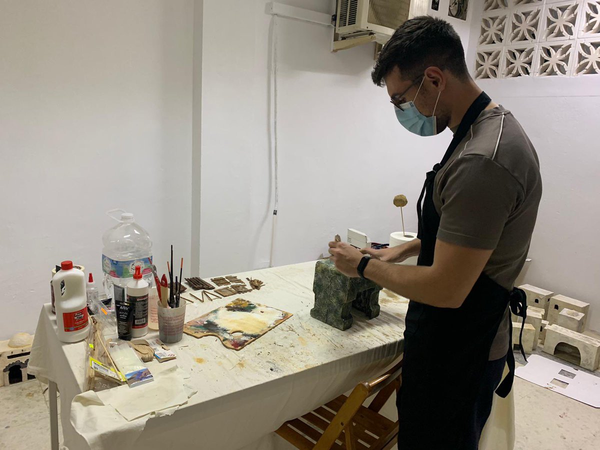 HdadPinoMontano's tweet photo. Ayer estuvimos con la Asociación Benéfica @CorraldeBelen para conocer su trabajo.

Todas las personas que lo deseen pueden adquirir algunos de sus productos. ¡Los beneficios irán destinados a Cáritas Parroquial de San Isidro Labrador! https://t.co/D6i2Ftm7RX