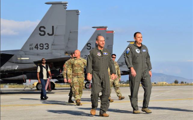 ThirdAirForce's tweet image. Check out @ThirdAirForce Week in Photos! 

These photos feature Airmen from around @HQUSAFEAFAF forward projecting power, defending United States interests, demonstrating warfighting readiness, and forging partnerships in support of @US_EUCOM &amp;amp; @USAfricaCommand objectives.