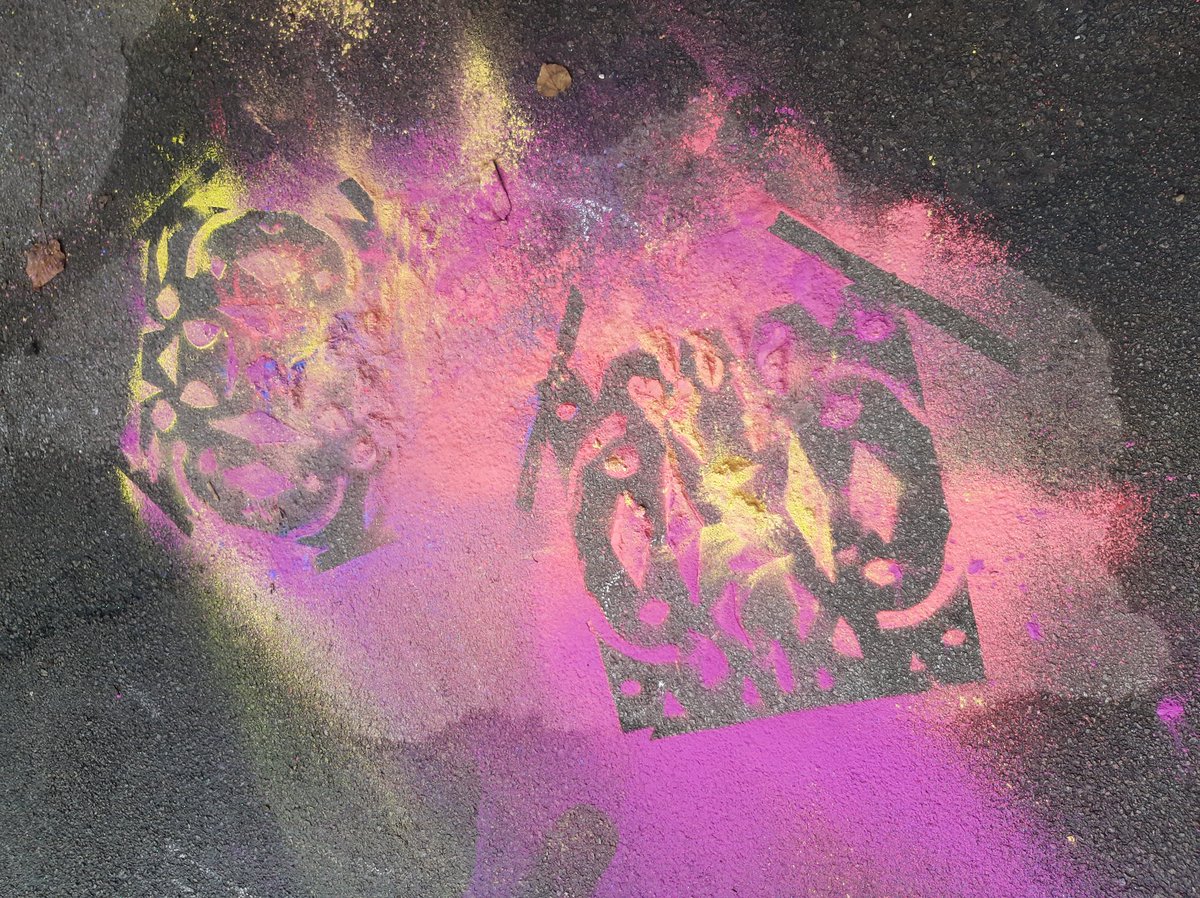 Yellow group had lots of fun creating rangoli patterns in our garden using poster paints &amp; a stencil. <a href="/HiaNursery/">HIANursery</a> @HIAMissIllidge