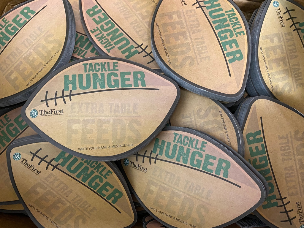 ExtraTable's tweet photo. Take a look at restaurants that are hitting the line of scrimmage with Extra Table’s football tear sheets. Making a $1 to $5 donation can get your name on this football for display at a participating restaurant.
#ExtraTable #TackleHunger #Football #WeFightHungerDifferently https://t.co/jxx506ZsFc