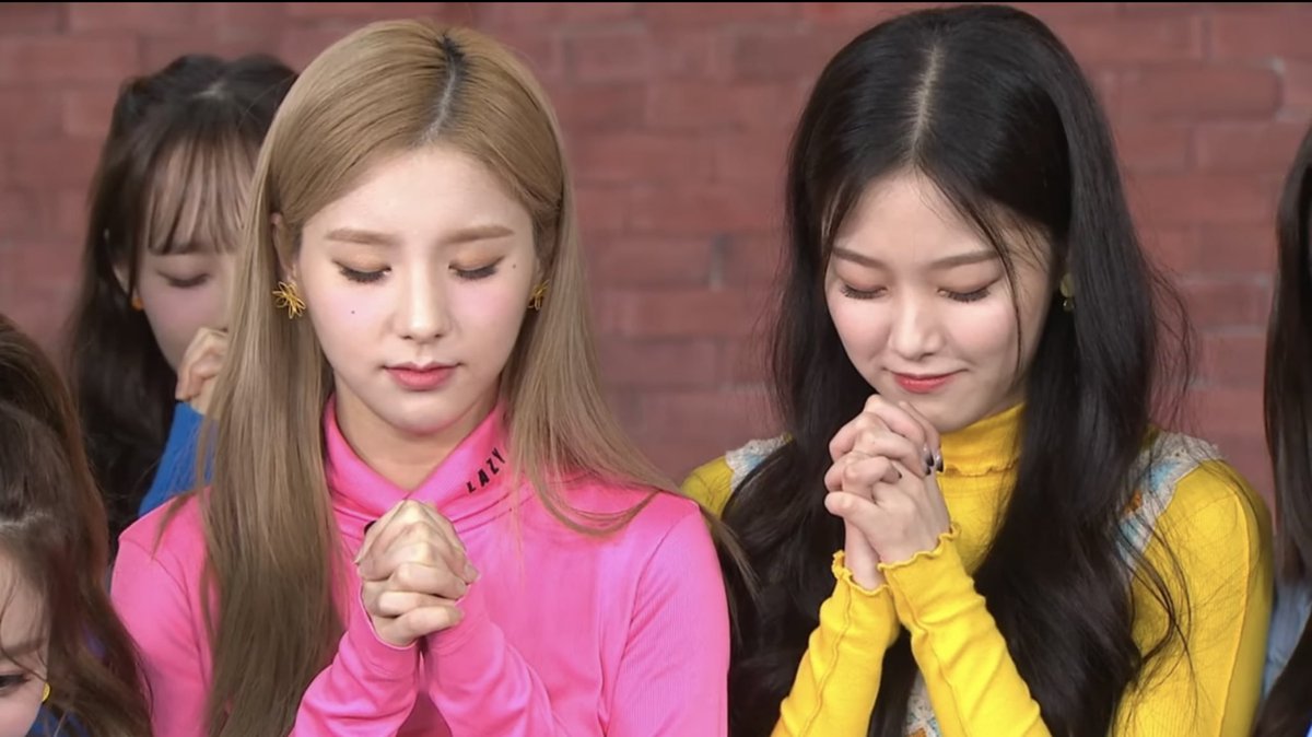 2jinthoughts's tweet photo. qrt with :

I vote for #MAMAVOTE #loona https://t.co/MfqKll49yi