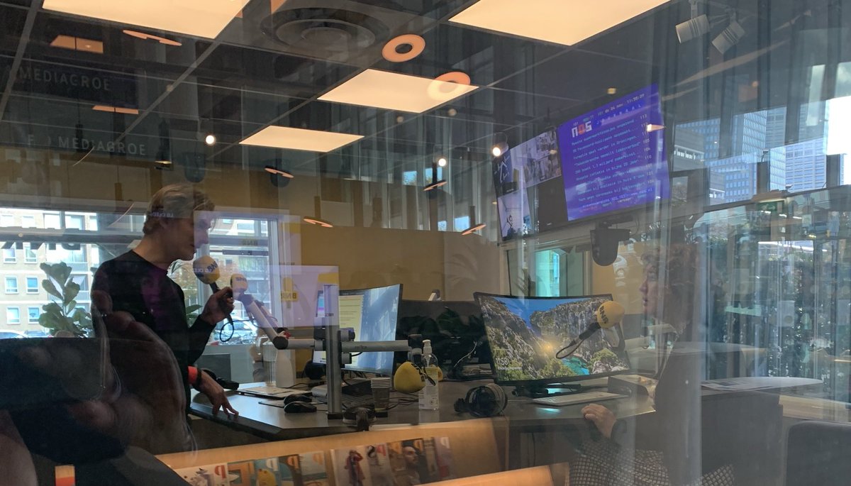 .<a href="/medyvanderlaan/">medyvanderlaan</a> klaar voor interview bij <a href="/BNRzaken/">BNR Zakendoen</a> - over o.a. onze ambities voor het #klimaat en de #poortwachtersrol van #banken in de strijd tegen #witwassen