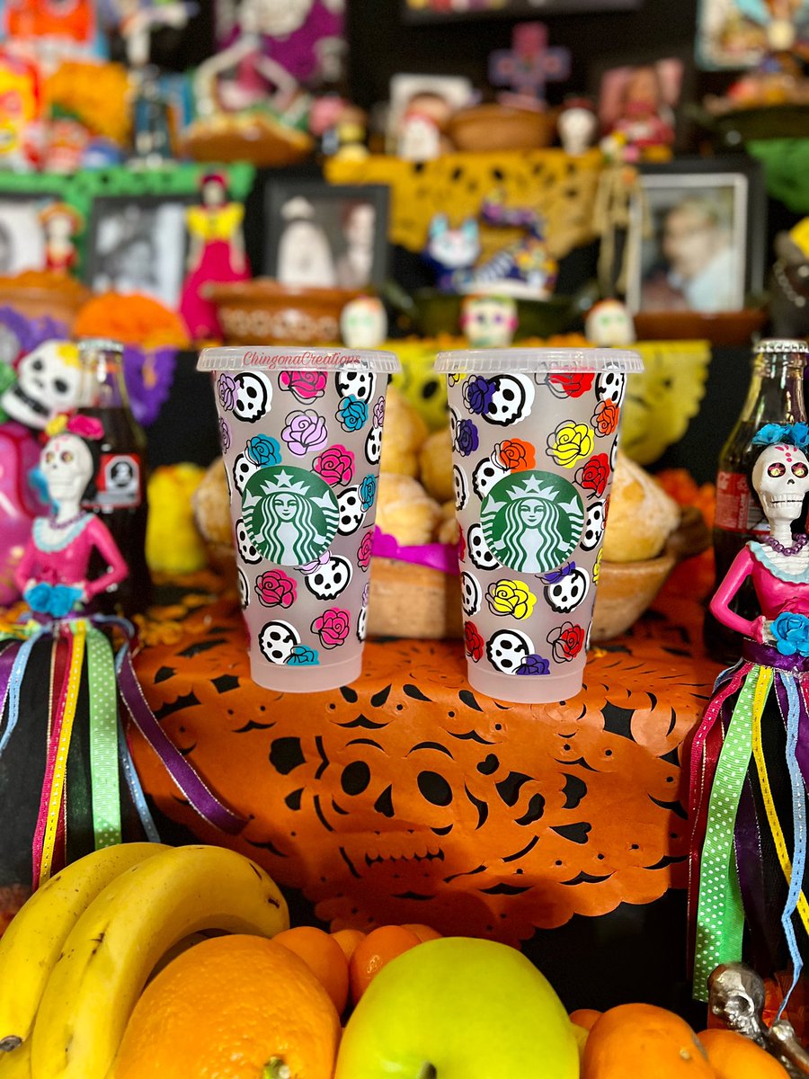 ShopChingona's tweet photo. Day of the Dead | Dia de Los Muertos Venti Starbucks Cold Cup! Rose color can be personalized with your choice of color (: Now in our Etsy Shop. Link in bio #etsy #DiaDeMuertos #DayOfTheDead #customcup #customstarbuckscup #giftideas #skullandroses https://t.co/O4k08zOrmS