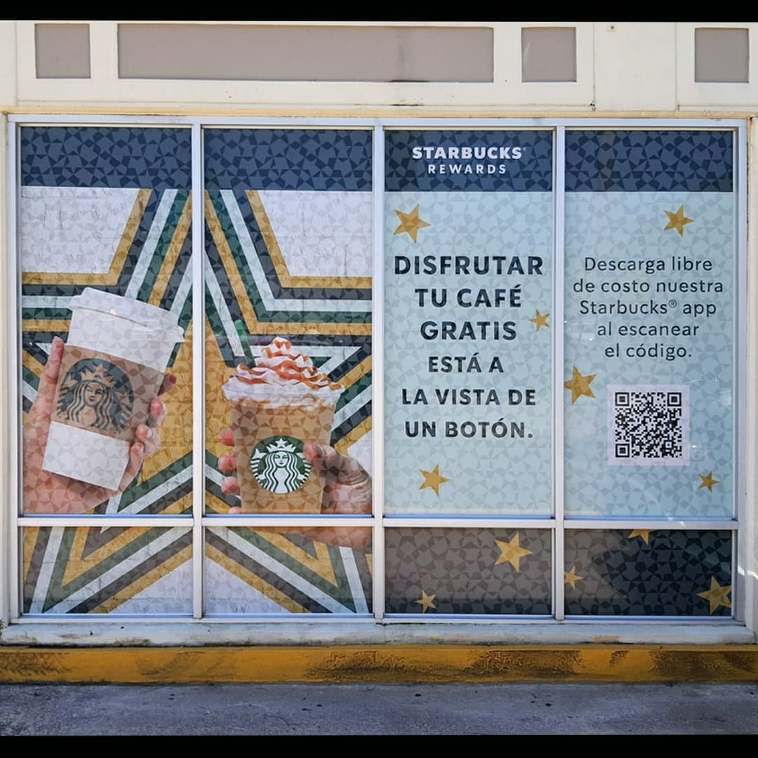 Vsualmente's tweet photo. Vinyl #Microperforado rotulación de cristales para @starbucks_pr . 
#ImprentaPR #imprenta #puertorico🇵🇷 #publicidad #advertising #perforated #windowgraphic #vinylwrap #windowfilm #privacy #signage  #shoplocal #shoppr #vsualmentepr #rotulacion #branding #stickers #Coffee https://t.co/0F8sISRRNj