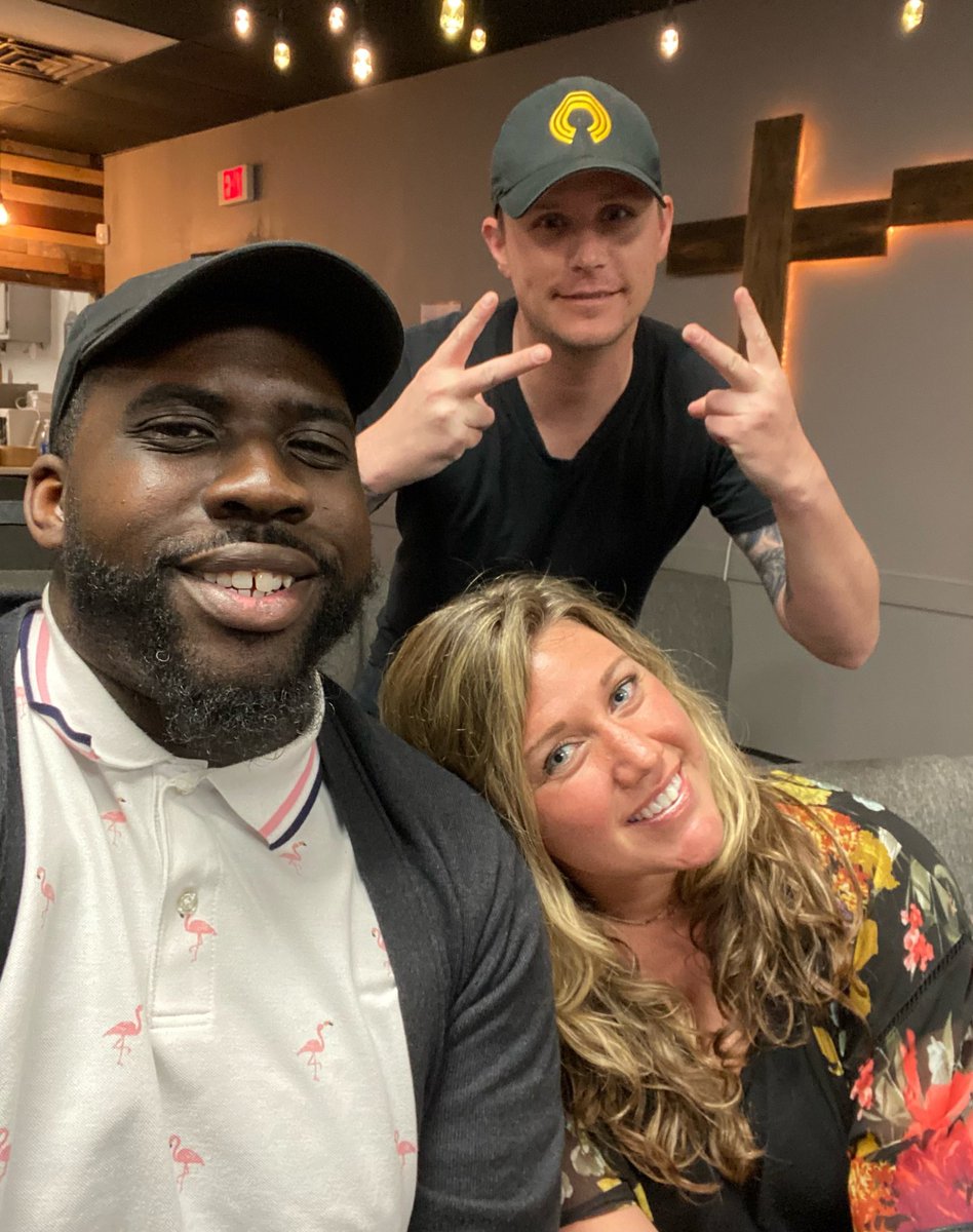 MrLang5ton's tweet photo. Day 4 of #GratitudeChallenge: Loyalty is a rare and beautiful quality. Glad I know my Family & Friends posses such quality. Love each of them!! #WhoHasYourBack #ThankfulSharks @PrincipalShark @SalemSharkTank #LangstonOfTheSeas
#TheBoys
#BandFam https://t.co/7NofjboND2
