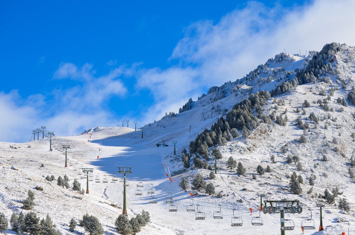 baqueira_beret's tweet photo. ❄️ 23 días ⏳
Del 1 al 10 ¿Cuántas ganas tienes? 

#BaqueiraBeret #Baqueira #Beret #Bonaigua #Baciver #EspirituBaqueira #Temporada21_22 #winteriscoming

📷 04/11/21 Baqueira Beret https://t.co/zl9BHT04UG