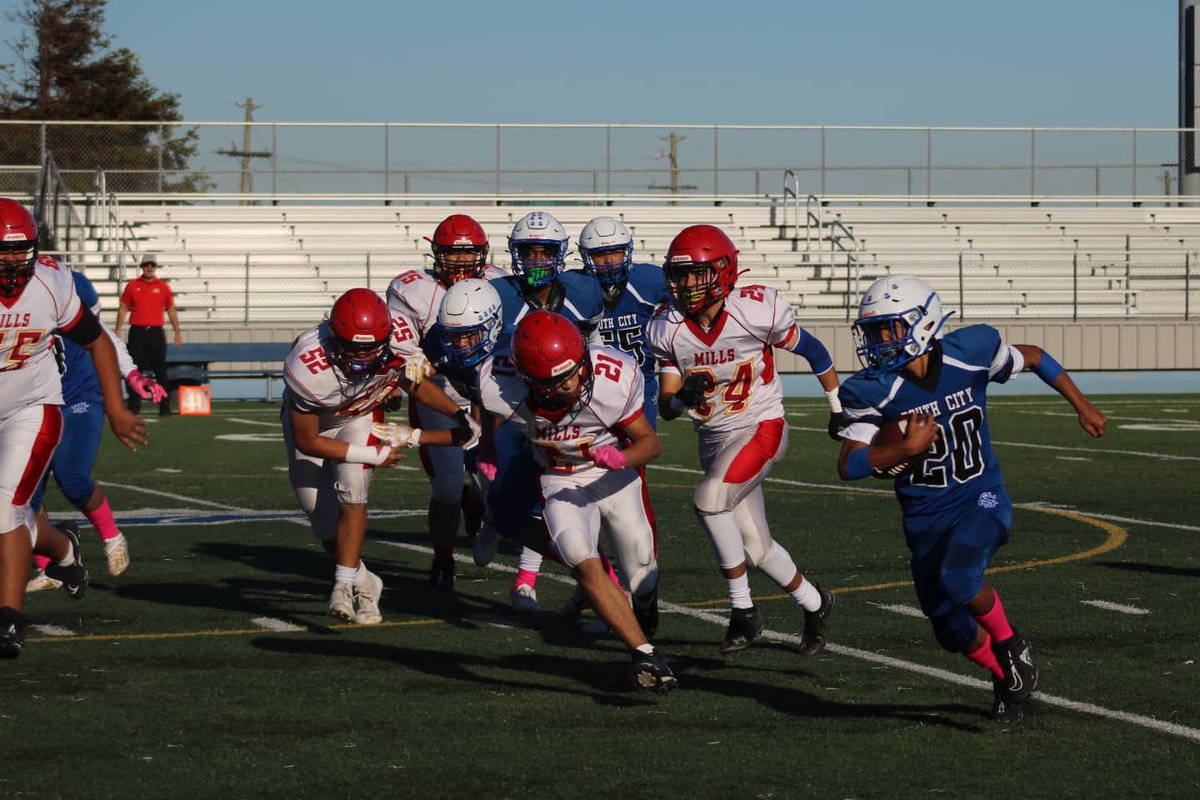 SSFWarriors's tweet photo. #NikkoTangunan (So #20, RB) is #P4P best running back in the Bay Area. https://t.co/VtoR91cegp