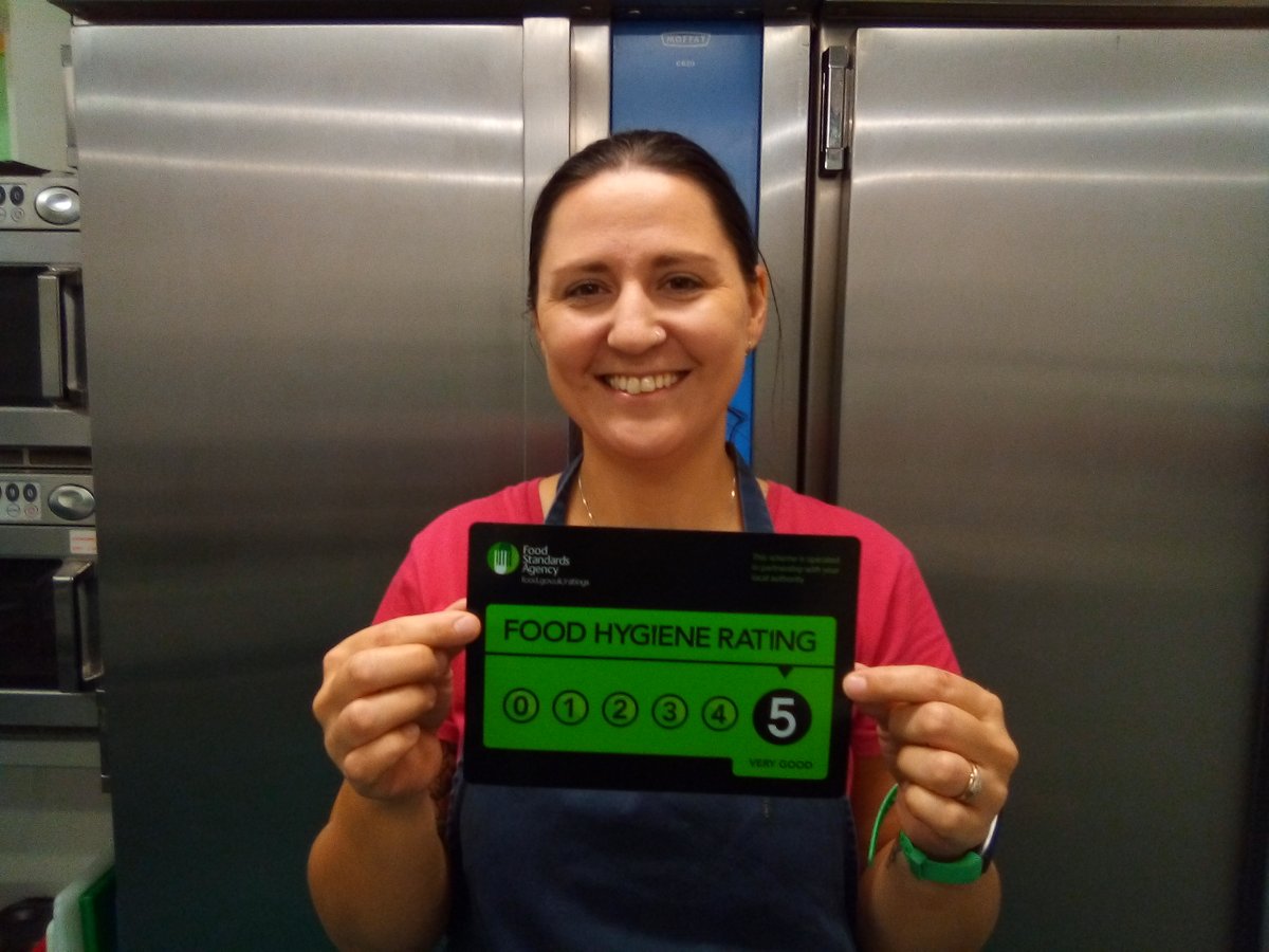 HTPSNews's tweet image. CONGRATULATIONS to Nicola and our Hot School Meals team for being awarded a 5 VERY GOOD Food Hygiene Rating following a visit from Environmental Health today.  What a super commendation for our excellent team!