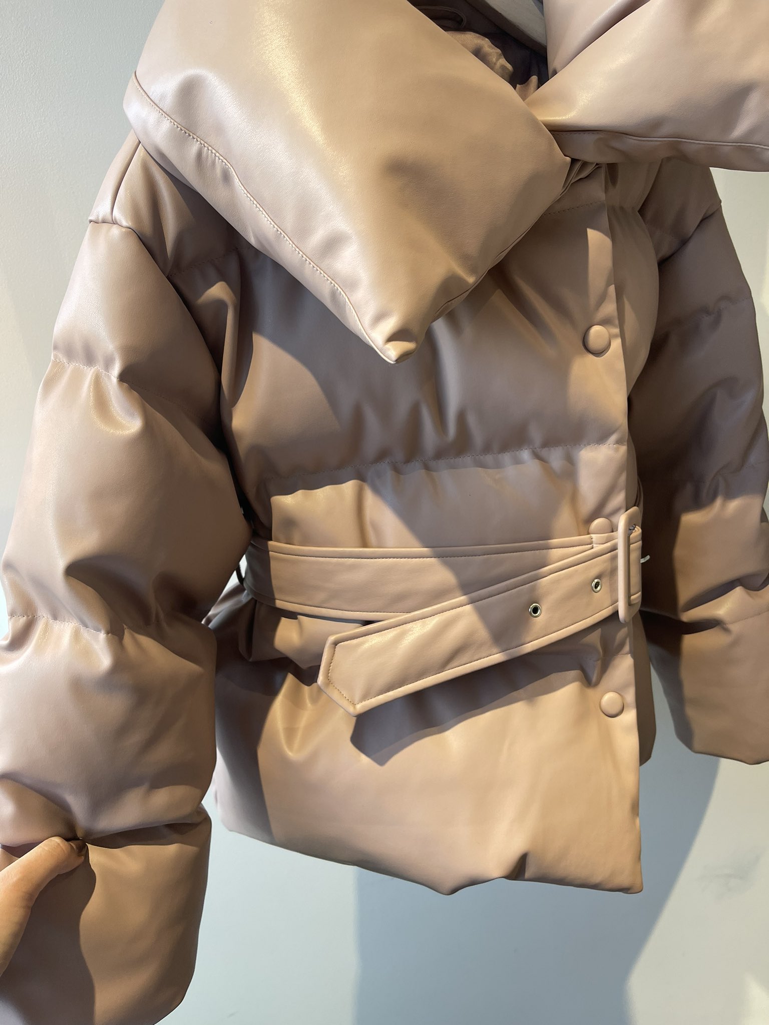 男性に人気！ herlipto Vegan Leather Shell Down Jacket ダウン