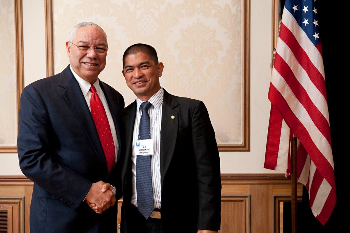 KuyaAyi's tweet photo. Joining in the Eisenhower Fellowships global tribute to our late Chairman Emeritus, General Colin L. Powell, with a global remembrance on Friday, Nov5, the date of his memorial service at the Washington National Cathedral. #GenColinPowell #EisenhowerFellowships #EisenhowerFellow https://t.co/FcT22bGpkk