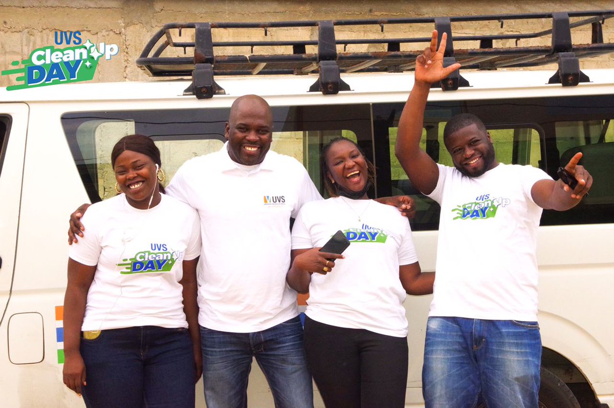 unchk_sn's tweet photo. [#ServiceALaCommunauté]

Quelques images du lancement du programme « UVS Clean Up Day » le samedi 30 octobre 2021 dans les ENO de la zone Nord (Saint-Louis et Podor) en présence de la directrice des ENO, des autorités locales et des partenaires.
#kebetu #UVS_cleanupday https://t.co/Ik5yEgsiu1