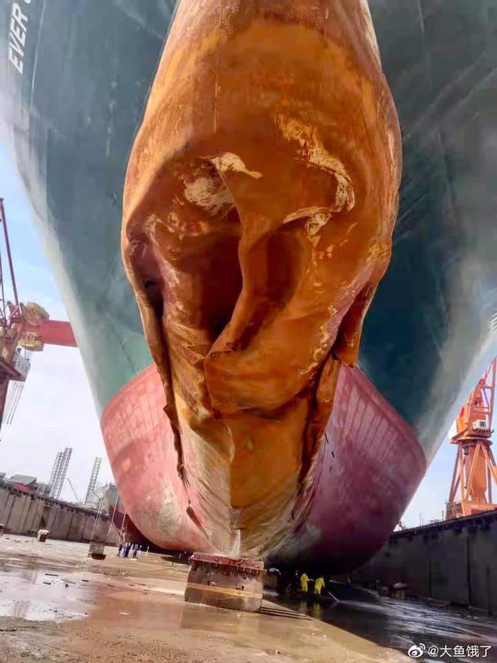 MC372's tweet photo. The damage to the Bow of the Ever Given from the Suez Canal mishap...

Source: https://t.co/VC6HS7f1kR https://t.co/3FuiUJUiLS
