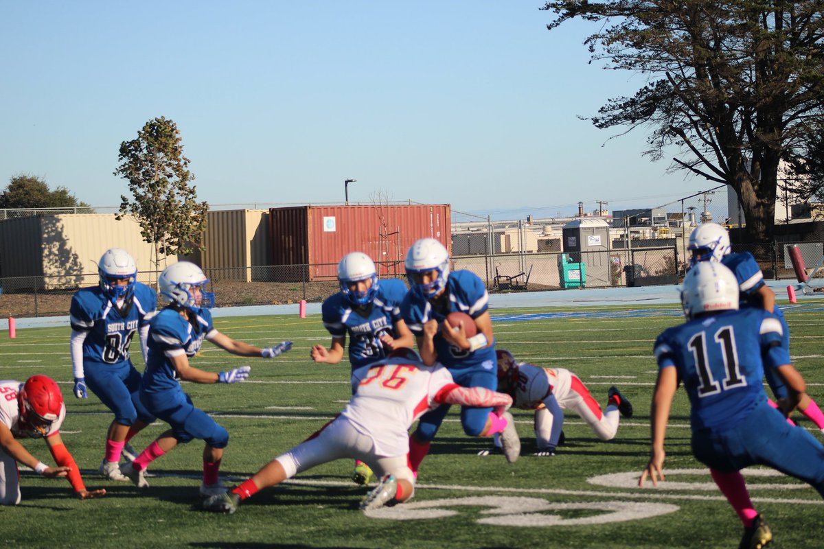 SSFWarriors's tweet photo. Nice #HSFootball picture. https://t.co/f9bXRqKB99