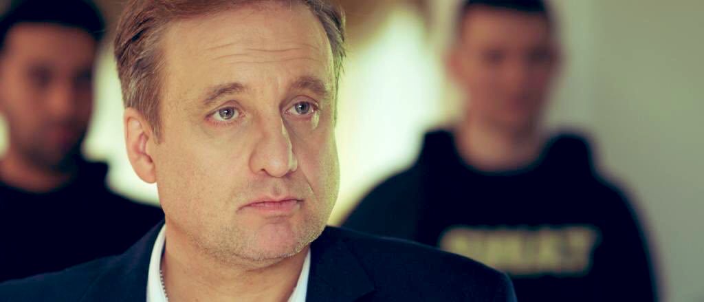 irvingact3's tweet image. When I played the Chief Inspector in a music video for artist #GunjyotSingh with ⁦@darrentassell⁩ and ⁦@AlexReeceActor⁩ check out my profile on ⁦@vshowcards⁩ vshowcards.com/profile/peter-… ⁦@SupportBritish⁩ #NovemberPromotion