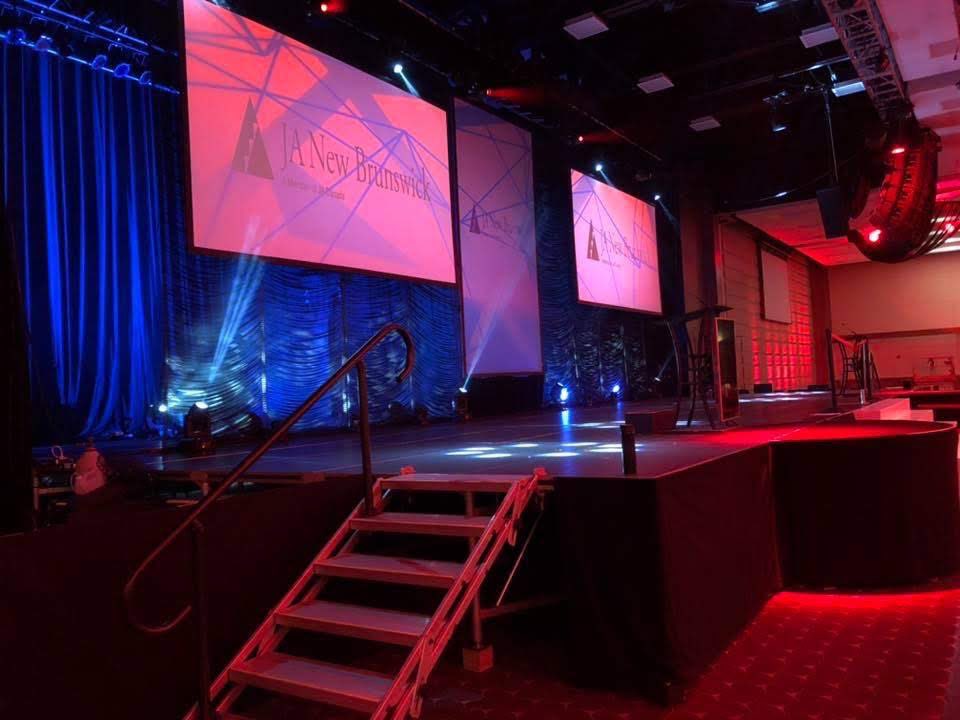 ssiaudio's tweet photo. #ThrowbackThursday to 2019 to Junior Achievers NB  #proav #prolighting #provideo #funatwork #keepinglivemusicalive #ForTheLoveOfLIVE #PourLAmourDeLaSCENE #deliveringremarkableexperiences https://t.co/nTE61xRktN