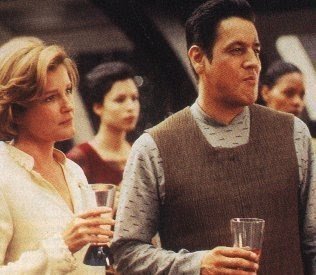 christine_pabst's tweet photo. @AntiGOPActivist @morgannike49 @JanewayPi This is Hologram Chakotay, but if you like that look on him, maybe this company would be better😘
#Jc4ever #365DaysOfJC https://t.co/PW8AMIhcdr