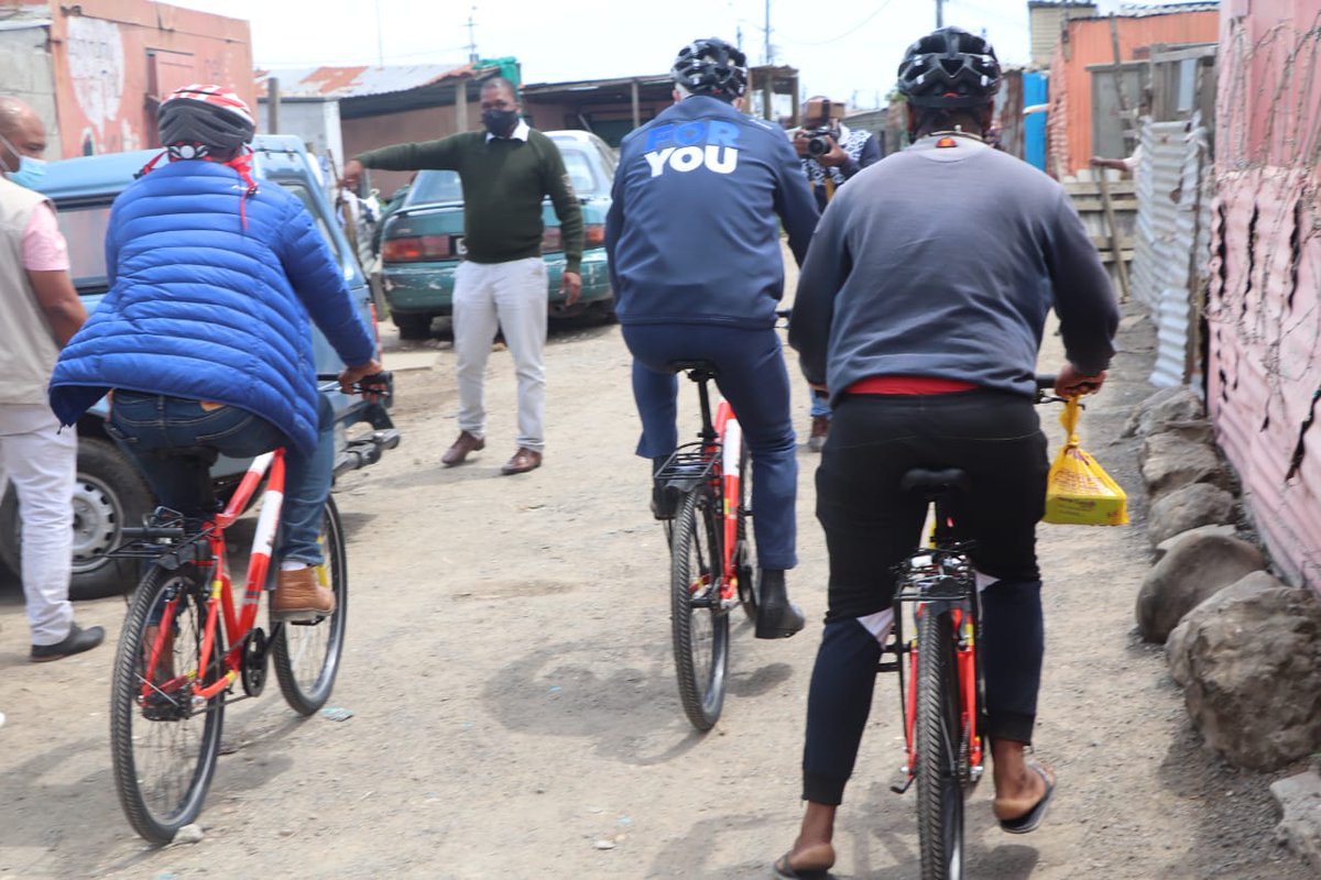 alanwinde's tweet photo. I had the privilege to hand over four bicycles to Betty &amp; her team at the Siyakhula Europe Community Soup Kitchen in Gugulethu. Thank you for the wonderful work you are doing for the people in need in your community, and a big thanks to #PedalsForPeace for this generous donation. https://t.co/EcIEq3nHTk