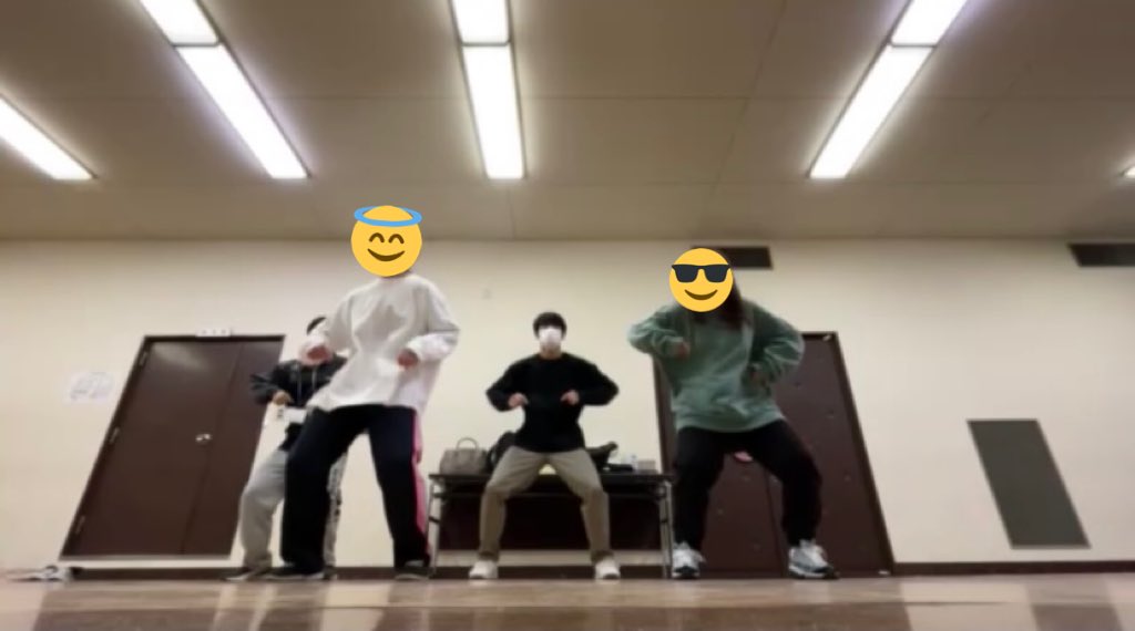 naraidaidance's tweet photo. 本日は2年生勧誘ラストの日でした！
みなさん楽しんでくれてよかったです😊
なんと本日新入生4人も入ってくださって、とても嬉しいです✌️
1年生勧誘の日にちも決まり次第宣伝させていただきます。
2年生も枠が空いていれば来れるのでぜひ来てくださいね🕺💃 https://t.co/iPjUYHTLVS
