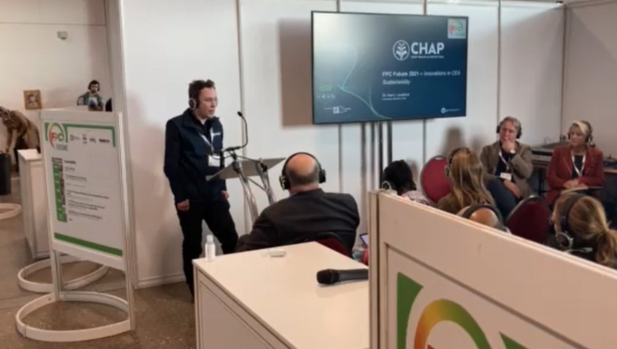 CHAPAgriTech's tweet photo. There are some interesting talks happening at #FPCFuture including CHAP's Dr Langford discussing innovations in CEA that focus on sustainability

Our members @berrygardensltd &amp; @LettUsGrow also had great talks

▶️https://t.co/7t9rEMRoBf
▶️https://t.co/BYE0JNvfFB

#netzero #cop26 https://t.co/8jn6a3qPJ8