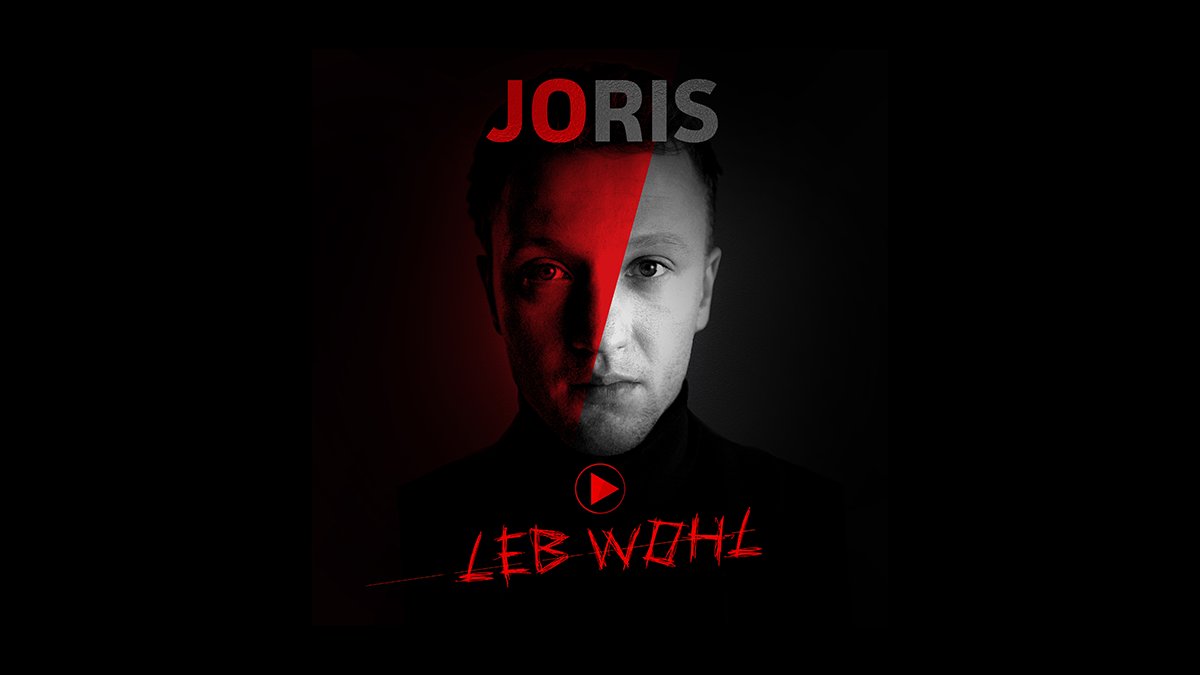 A huge thanks you to <a href="/jorismusik/">jorismusik</a> for being a part of Playlist. Check out „Leb Wohl“ spoti.fi/3C9Y1zX
The music and the book "Playlist" out now!
#sebastianfitzek #joris #fitzek_playlist #mokohmusic #raschkeentertainment #droemer #droemerknaur #sonymusic
