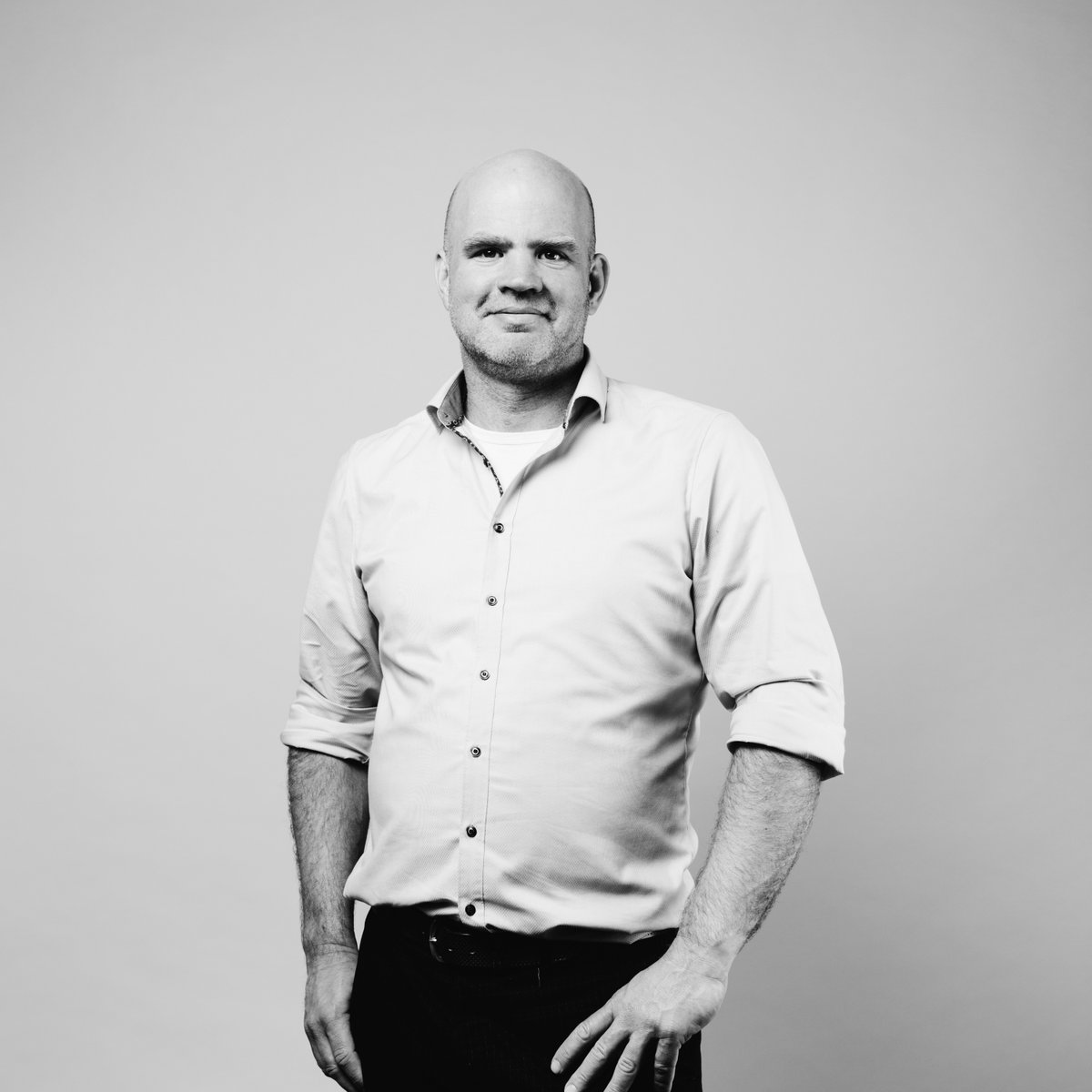 "Verduurzaming net zo aantrekkelijk maken als de nieuwste IPhone", stelt Stef Röell, een van de sprekers op 10 november bij de Inspiratiebijeenkomst voor VvE's. Opgeven kan nog via duurzame-vve.nl/bijeenkomsten#…