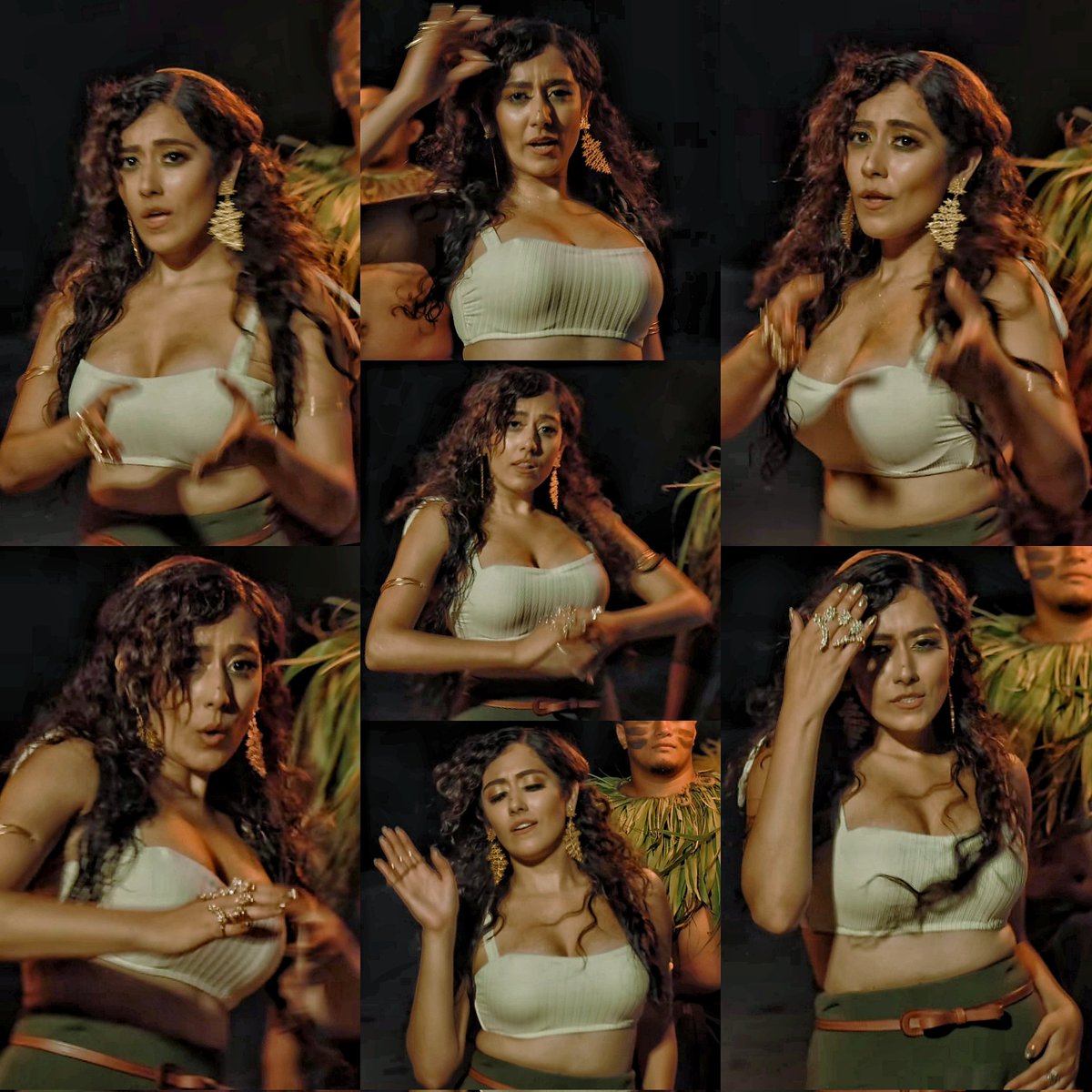 Editzmanly's tweet image. Real #Chellama 😍
#jonitagandhi Cleavage 
.
#HappyDeepavali 
.
 💥 𝙅 𝙊 𝙉 𝙄 𝙏 𝘼 🍑
Collage Session 2
Innum irku 😉
.
#Manlymonstrous 😈