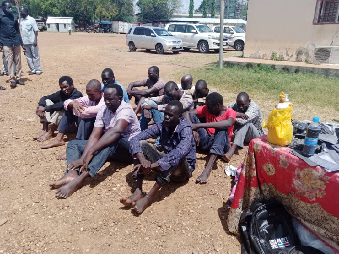 JUST IN:
Fourteen suspected criminals in possession of fake US dollars totaling over 90 million and 400,000 South Sudanese Pounds have been detained by the Operation Division of the National Security Service in Juba.

| Photo credit| Alex Misogo/Eye Radio|