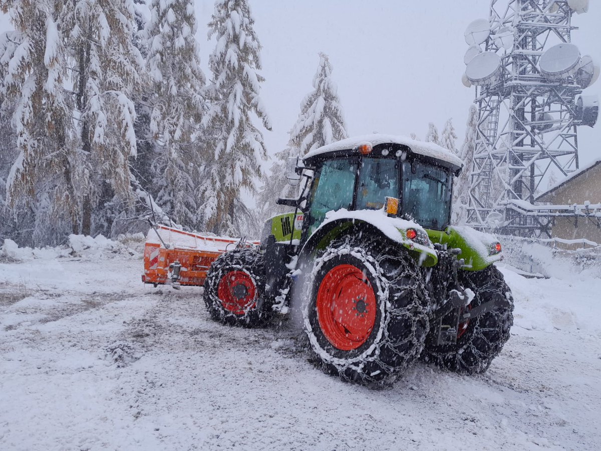 Heute wurden die letzten Sendeanlagen der RAS im Großraum Bozen auf die neuen Fernsehkanäle 21, 34 und 42 umgestellt. Bitte in diesen Gebieten einen Sendersuchlauf starten!
Oggi sono stati commutati gli ultimi impianti della RAS. Avviare la ricerca dei canali! 
#penegal #bozen