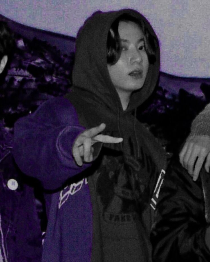 J'prince// log out tweet media