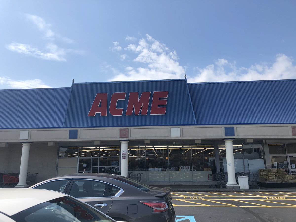 marketreport_nj's tweet photo. Today's #StoreTour is the #ACMEMarkets in #Middlesex, #NJ! https://t.co/QdUE6gP450 or #LinkInBio! #acme #middlesexnj #middlesexcounty #supermarket #grocery #foodshopping #supermarketsforever #albertonscompanies #retailhistory #groceryhistory https://t.co/3p0CmjlZ5p