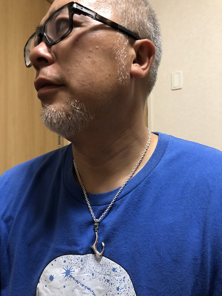 KanasugiTakashi's tweet photo. 注文していた新しいフック🪝が届きましたよ🐻👌

これでバラし軽減するかもっすね🤣🤣🤣
🦁さんありがとうございます✨🎶

#joker's
#RoyalNecroDesign
#よそ見🐻✨ https://t.co/wZsE7XyjWB