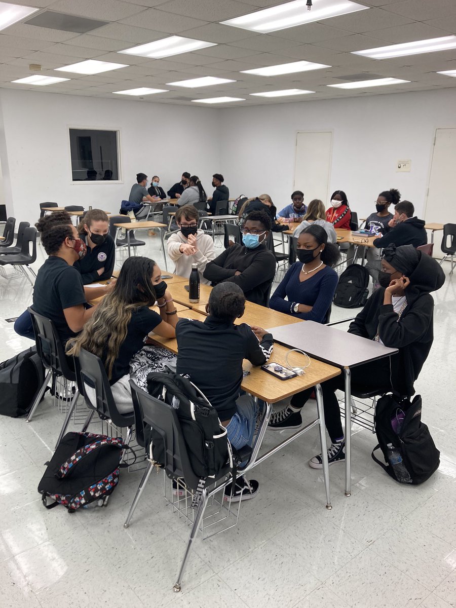KropSHS's tweet photo. November’s #SELStrong was Be Our Guest - students who don’t know each other gather in groups to talk. Wednesday’s topic was social isolation &amp; how Krop could become more inclusive. It was a great afternoon of conversation! @MDCPS @MiamiSup @MDCPS_MHS @MDCPSNorth https://t.co/1MdK299jar