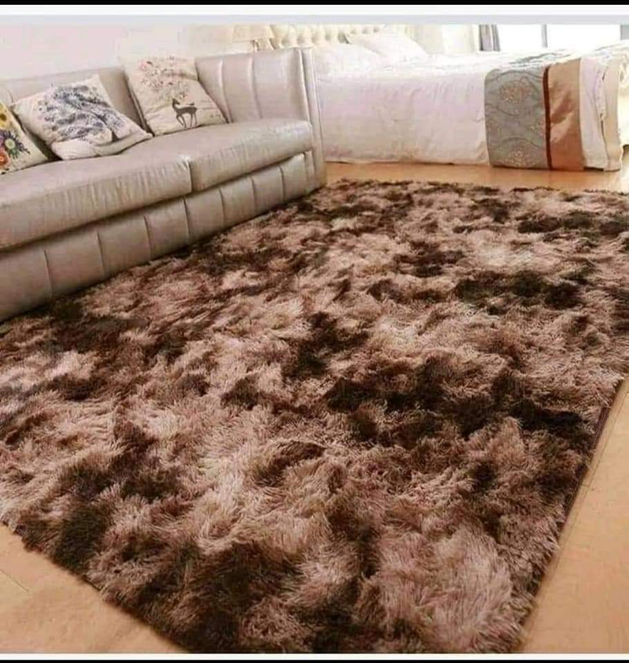 CarolNBanda's tweet photo. Make your home beautiful with these readily available rugs  at k20000 only 😍🙂....free delivery in Blantyre but we send anywhere else in Malawi.... https://t.co/ghRgggNdoS