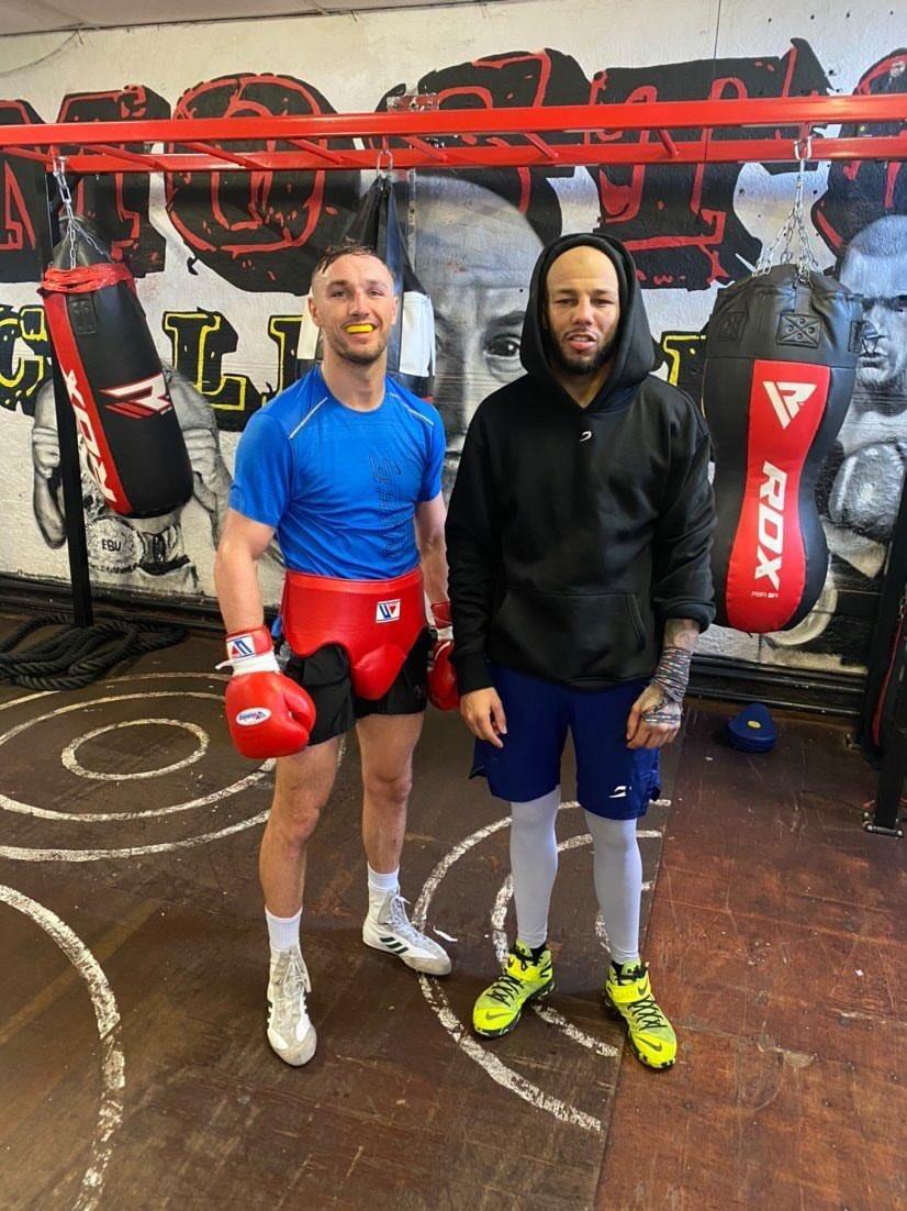 ORourkesgym's tweet photo. Always gauranteed top quality rounds at @CollyhurstABC 💪🏻📍

@RyanOR12345 
@jhc_boxing 
@JonnyRashman 
@LyndonArthur 
@Carouselboxing1 
@zelfaflash 

#manchestertrip #collyhurstandmostonboxingclub #manchestersparring #orourkesfighters #fightcamp https://t.co/KBofVhNMdA