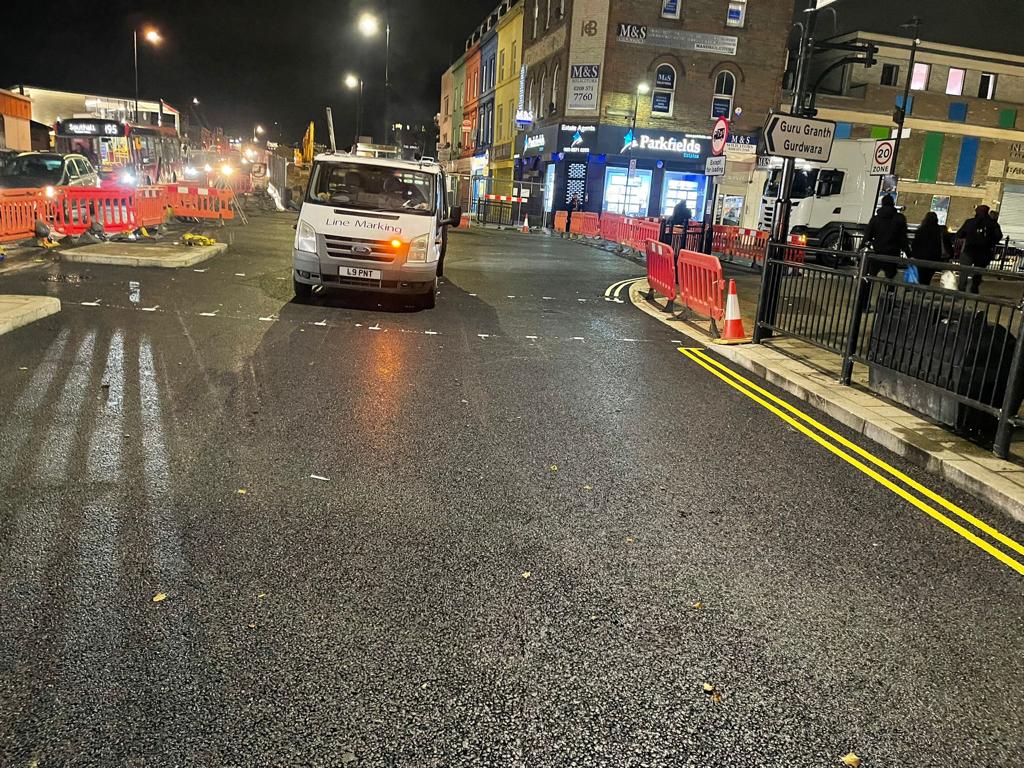 Pro_Tar's tweet photo. Phase 1 of a project in Southall for Dyer and Butler 
Plane to exsisting concrete lay Tarmac Ultilayer Sami, FCL Install P100 Geogrid and complete the surface with Tarmac Ultilayer S. 
Lining Complete by Third Generation Services 

#surfacingcontractor #surfacingcompany #tarmac https://t.co/JIBL59l7vP