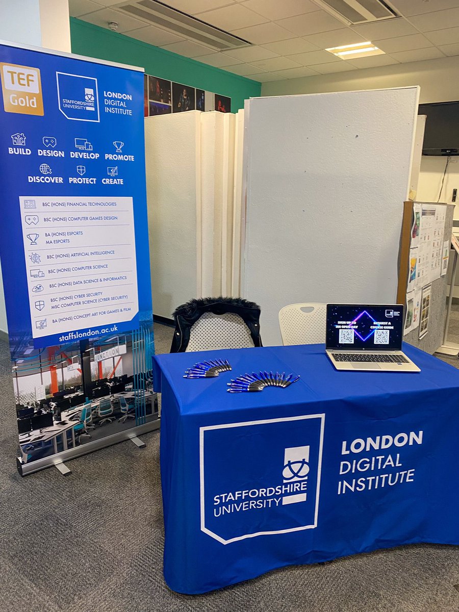 UniofStaffsLDN's tweet photo. Today our Education Liaison Officer, Karina, is at @Westking to talk about our dynamic courses designed for the digital world! 🌍 #NextLevelLondon https://t.co/OGHwNEVJA8