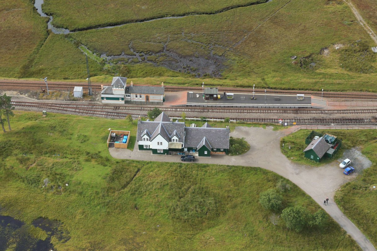 Network Rail tweet media