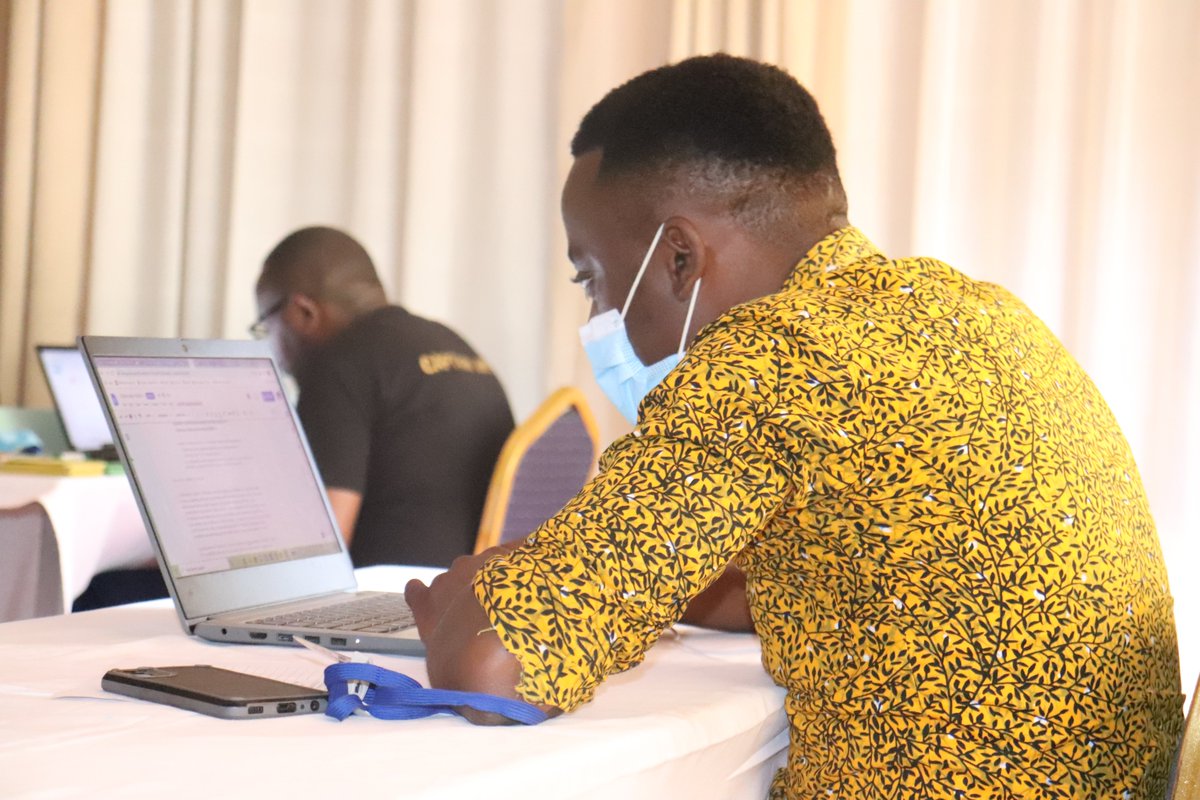 LakeHub's tweet photo. Today’s largest &amp; most successful organizations use data analysis when making high-impact decisions. Day 2 &amp; @IREXintl is going deeper into data analysis as we discuss Youth Employment readiness data collected by ICON participants during their  Work-apart 2 sessions.
#IconKe https://t.co/uWjtaTW3p7